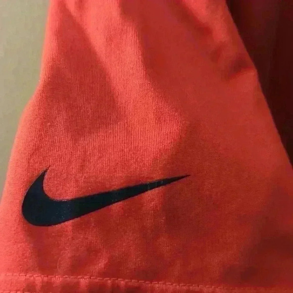 Dry fit New England Patriots NFL tshirt, red and white, size large - Picture 8 of 8